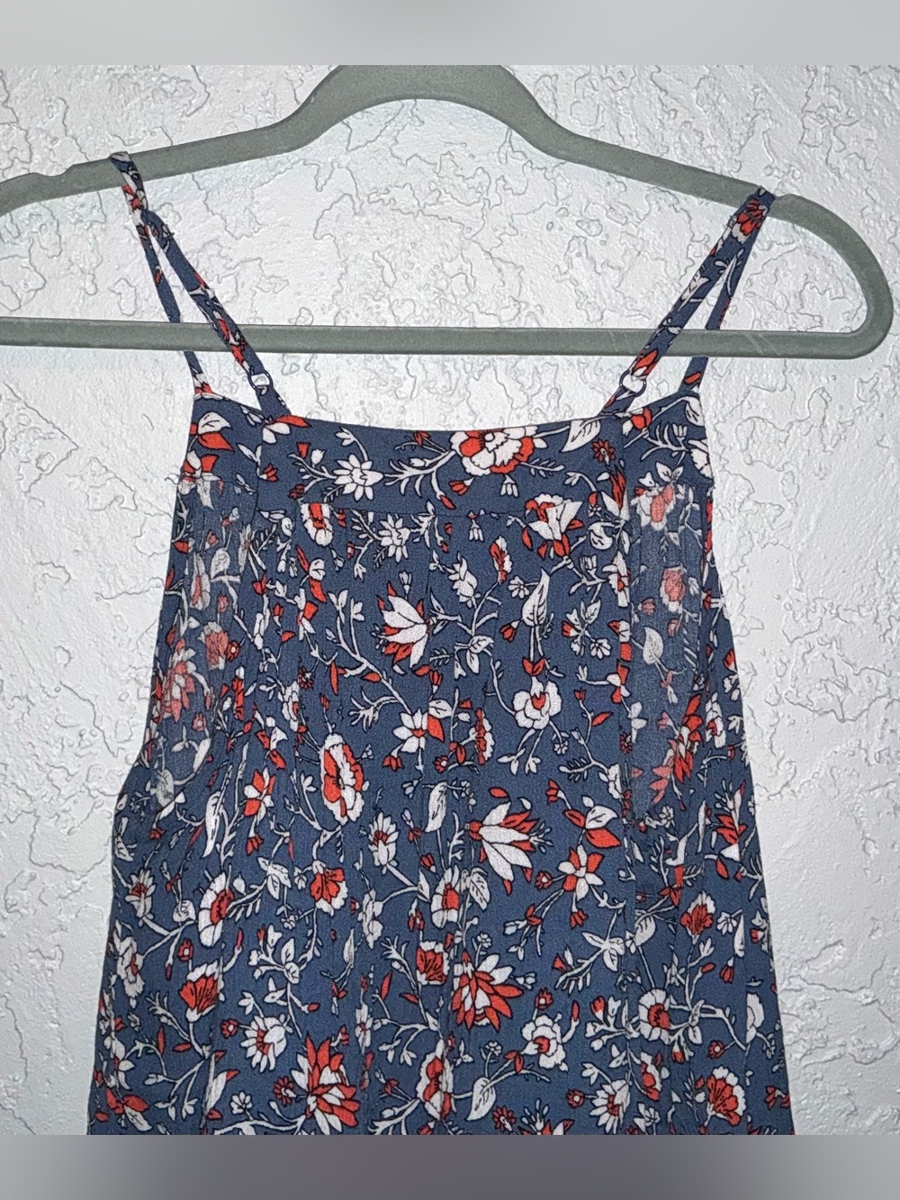 Old Navy Blue Floral with Red and White Blossoms Tank - Picture 7 of 9